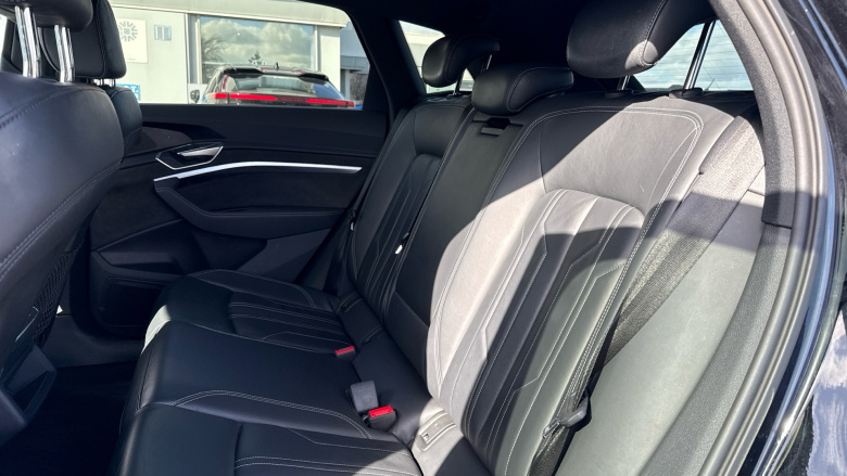 Audi e-tron 230kW 50 Quattro 71kWh S Line 5dr Auto Electric Estate